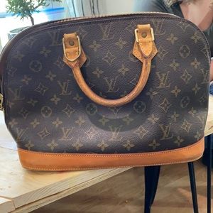 Louis Vuitton Alma purse
